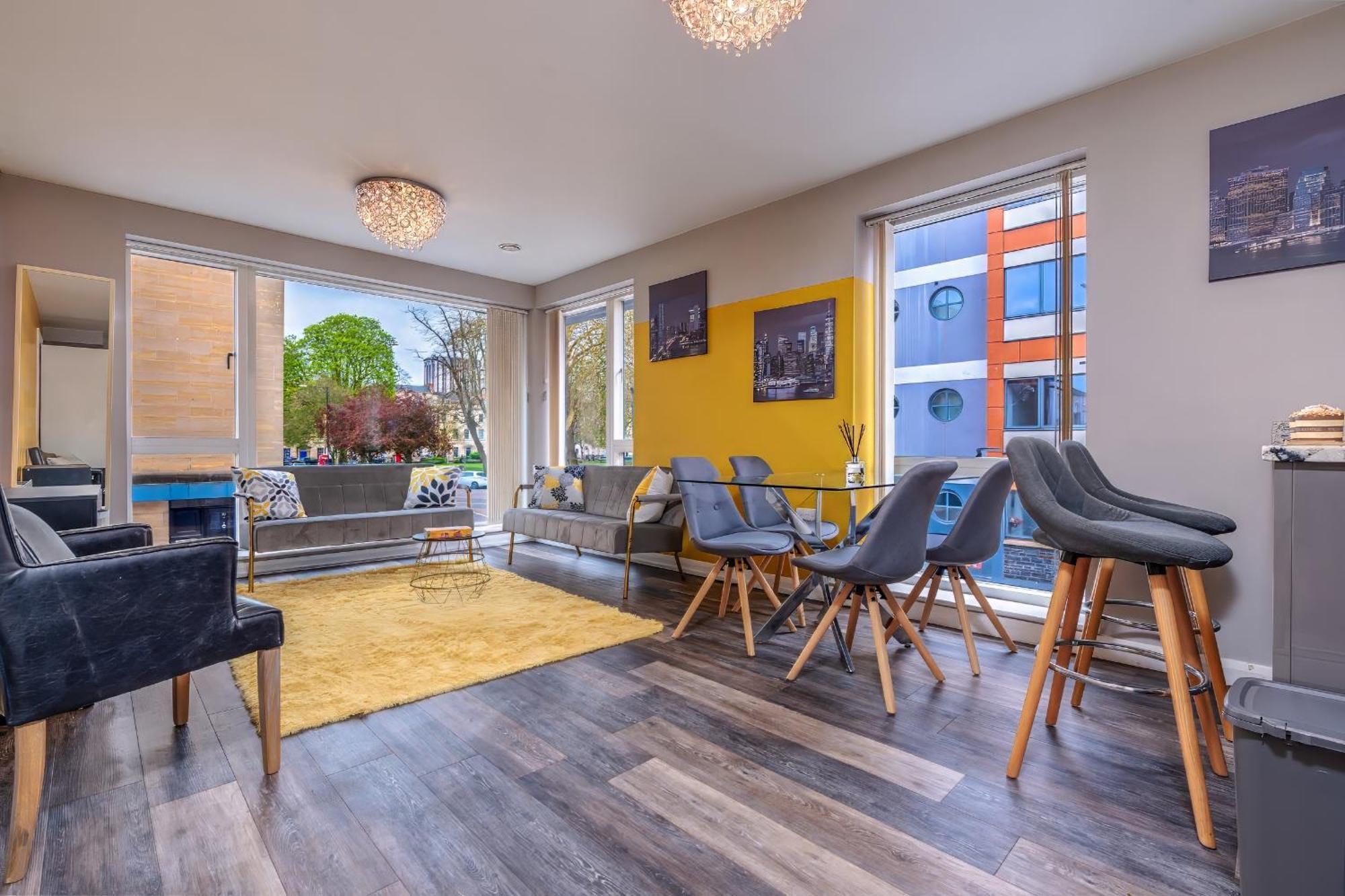 Iconic Garden Apt, Steps From City Centre & Cafes ブリストル エクステリア 写真